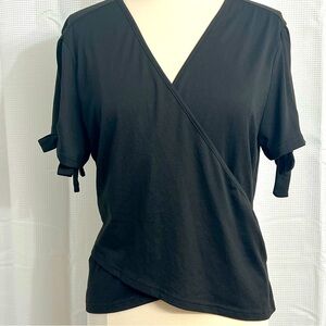 SHEIN Curve Women's Front  Wrap Cross Top, Short Sleeves with Tie Detail, Black